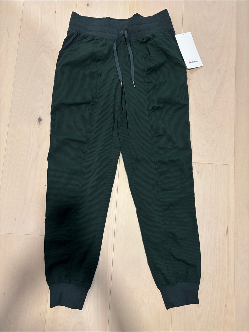 Lululemon Women’s Dark Green Dance Studio Mid-Rise Jogger Pants Size 6